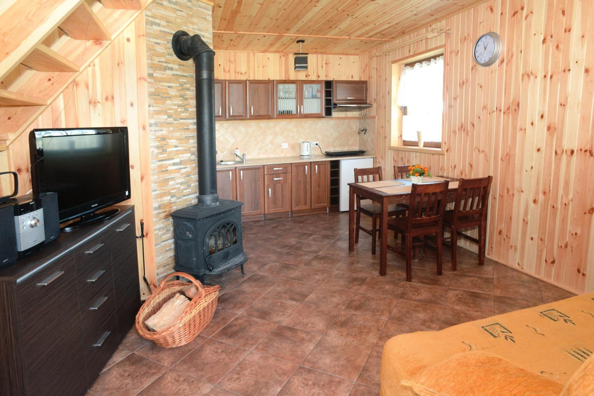 Caloroczne Domki Nad Morzem I Jeziorem Jezierzany Luaran gambar