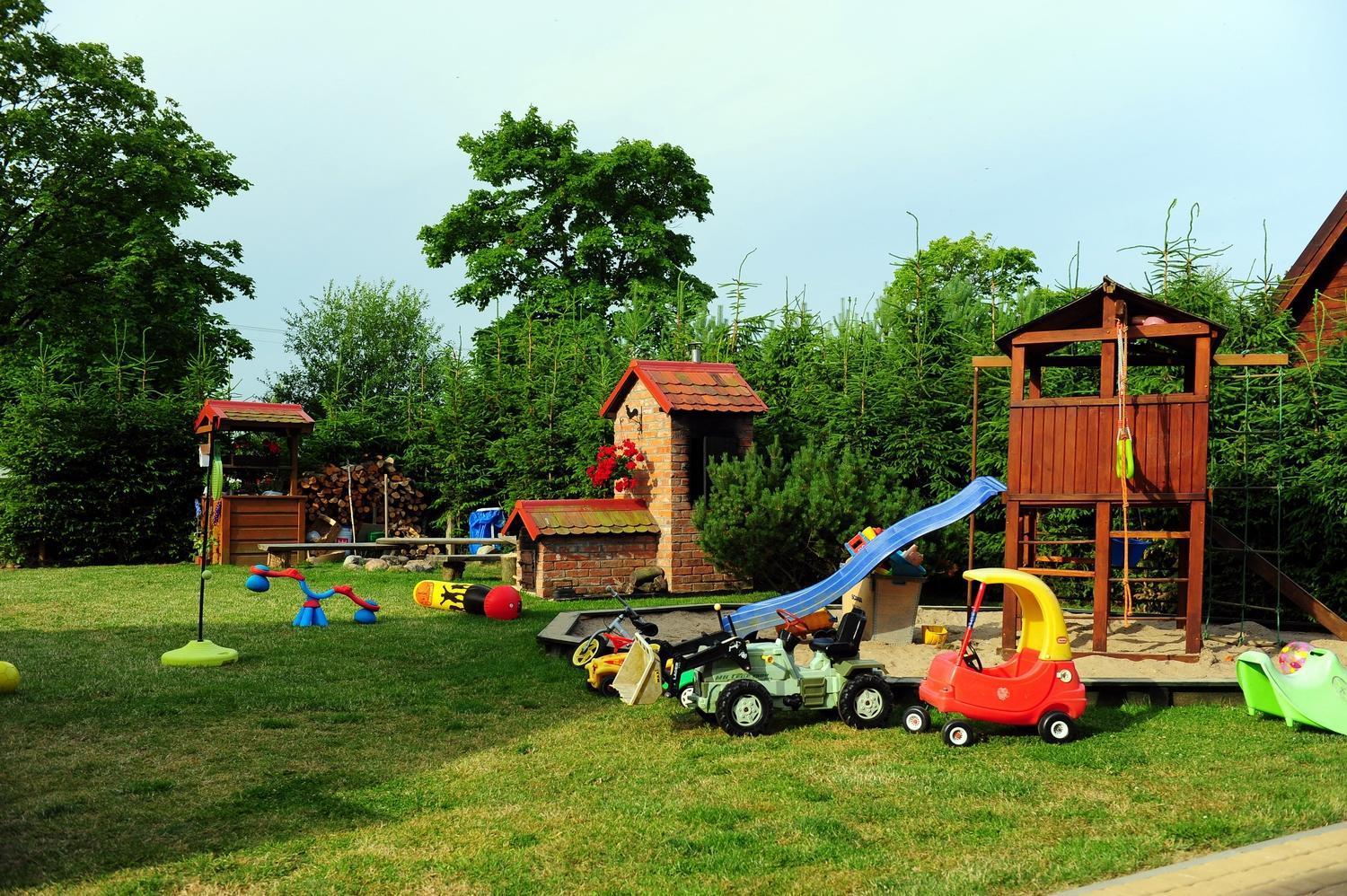 Caloroczne Domki Nad Morzem I Jeziorem Jezierzany Luaran gambar