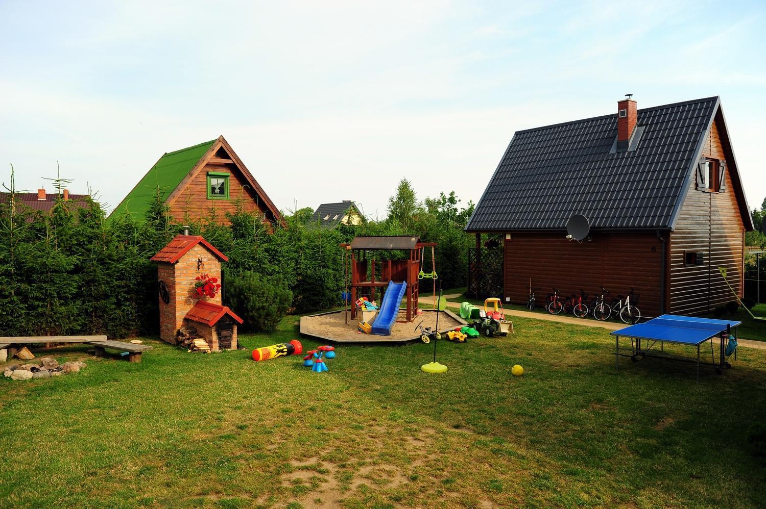 Caloroczne Domki Nad Morzem I Jeziorem Jezierzany Luaran gambar