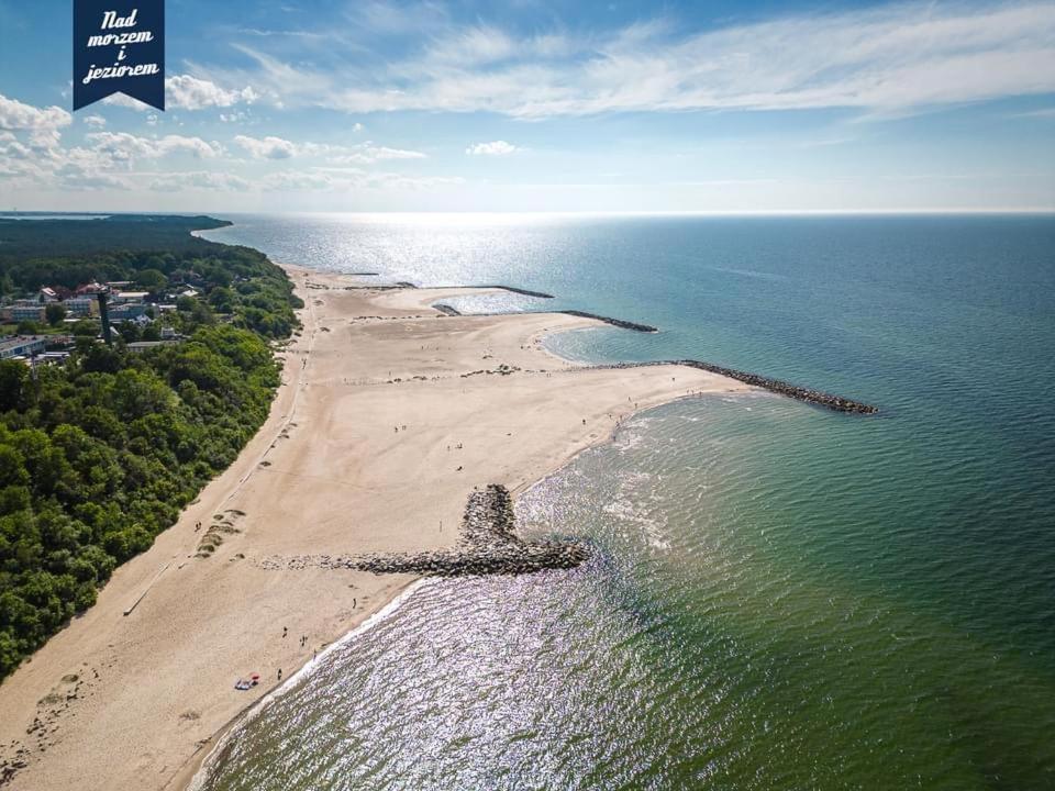 Caloroczne Domki Nad Morzem I Jeziorem Jezierzany Luaran gambar